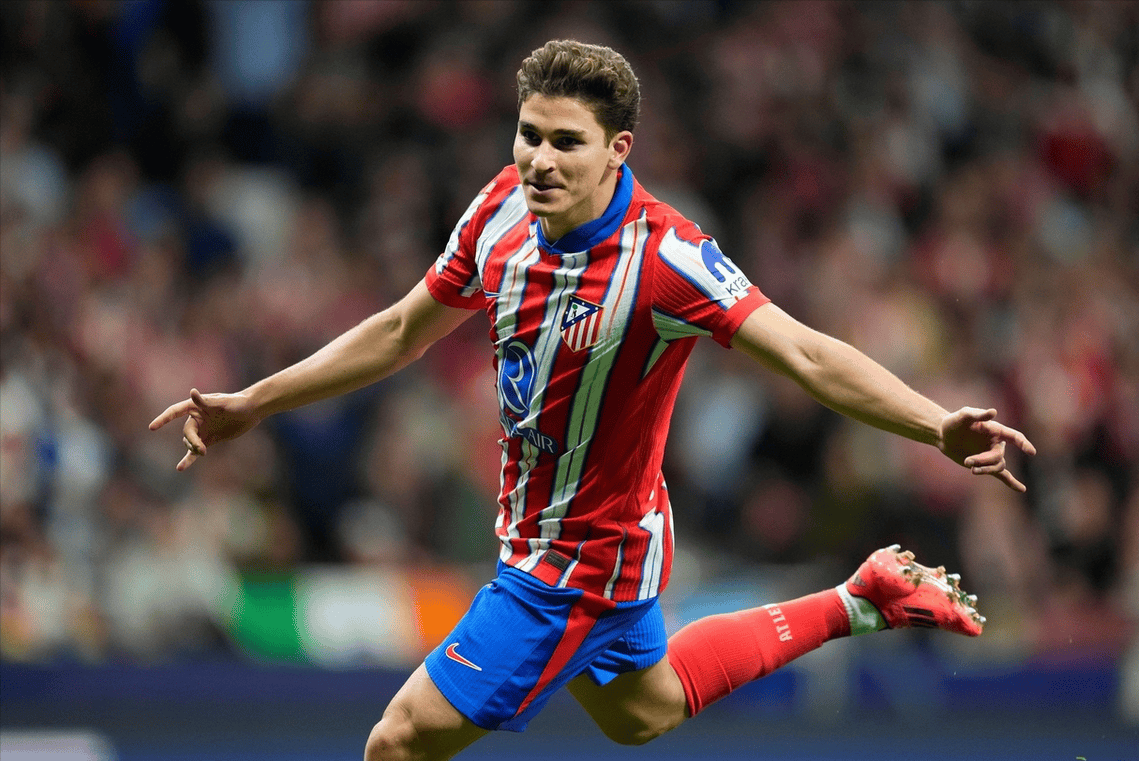 包含曼城险胜丹麦，阿尔瓦雷斯一己之力扛起全队的词条