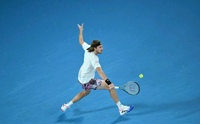 联合杯绝杀温网，西西帕斯刷新纪录