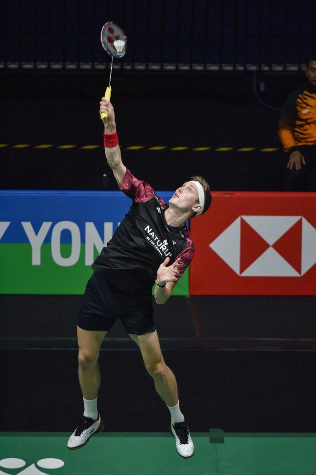 爱游戏大厅-马来西亚队逆转中国队，安赛龙带队取胜