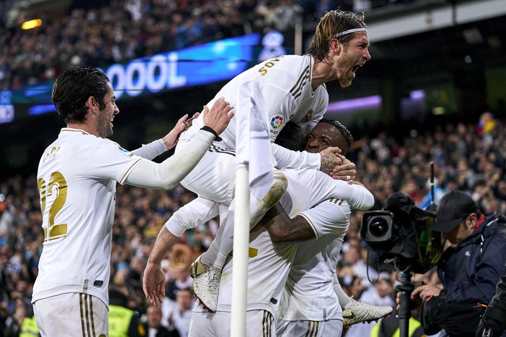 爱游戏入口-美国完胜皇马，格纳布里惊艳四座