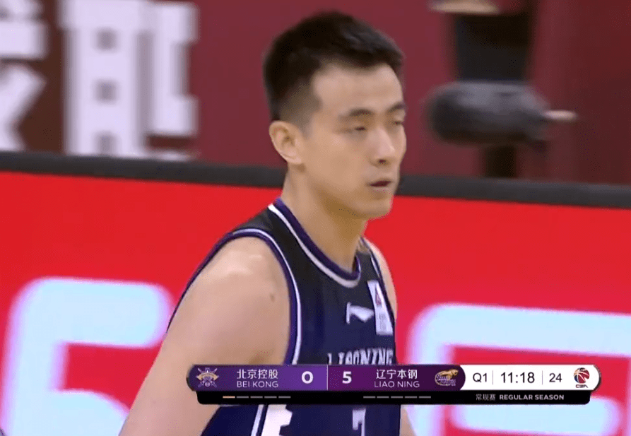 爱游戏APP-凯尔特人险胜湖人，赵继伟状态火热