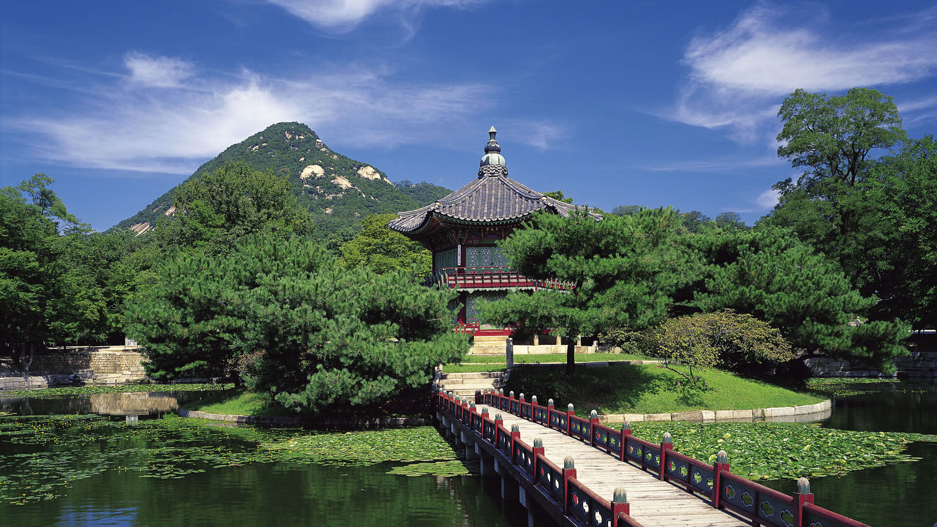 以一敌万，王子公园球场今夜只为一个名字震颤—阿圭罗