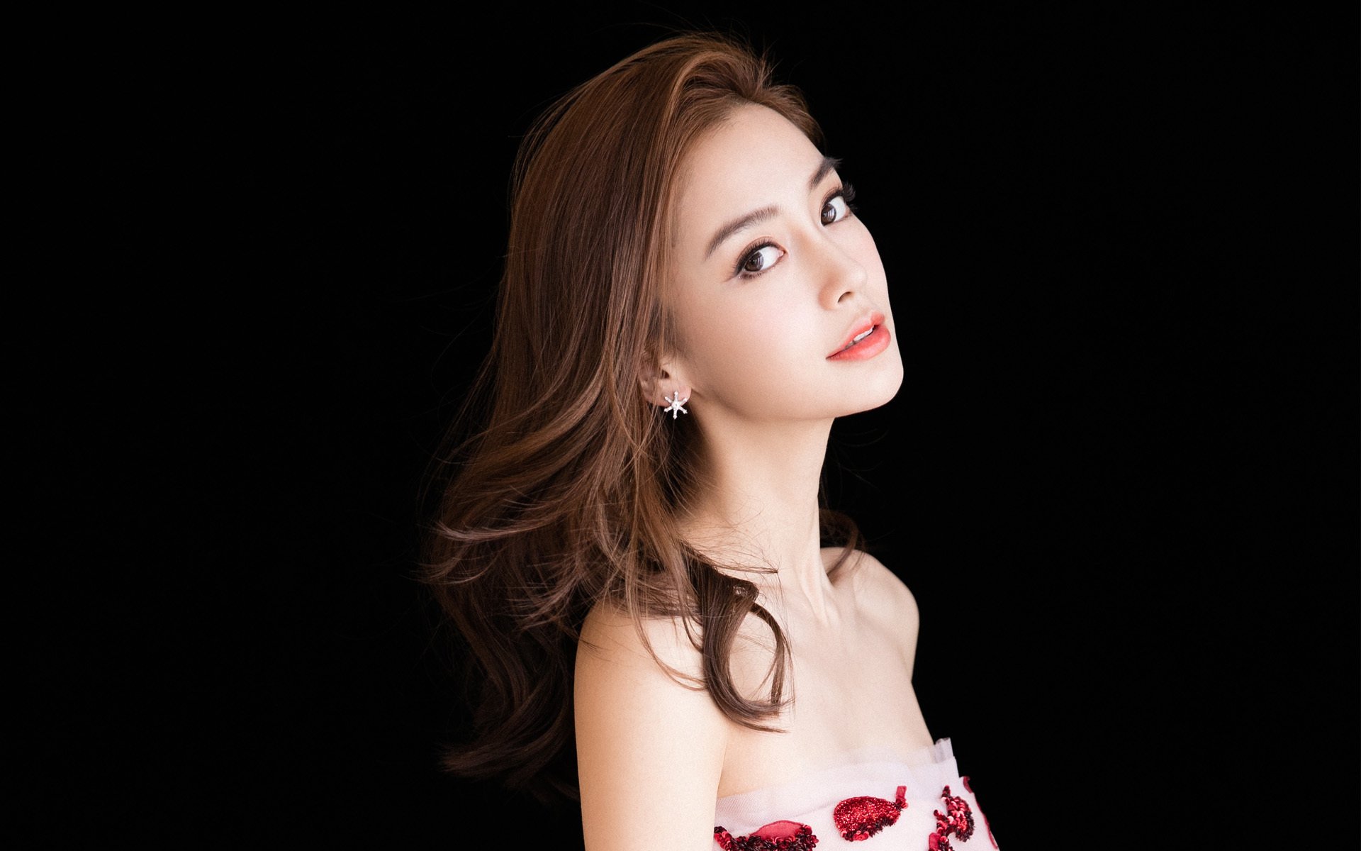 爱游戏体育-绿茵场上的末节先生，当英超争冠之夜遇见米切尔时刻