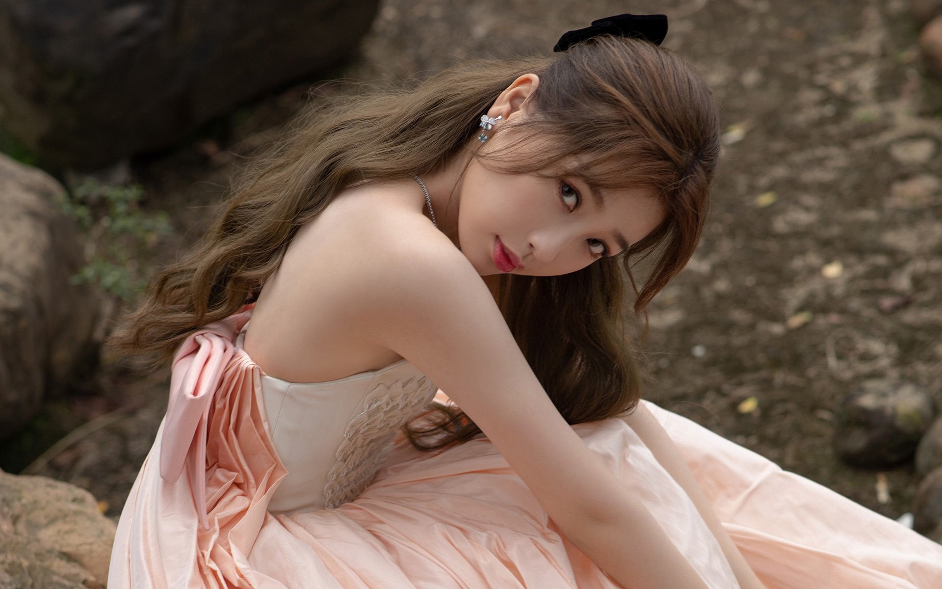 破阵的东瀛太刀与燃烧的德国心脏，一场比赛的两个突围