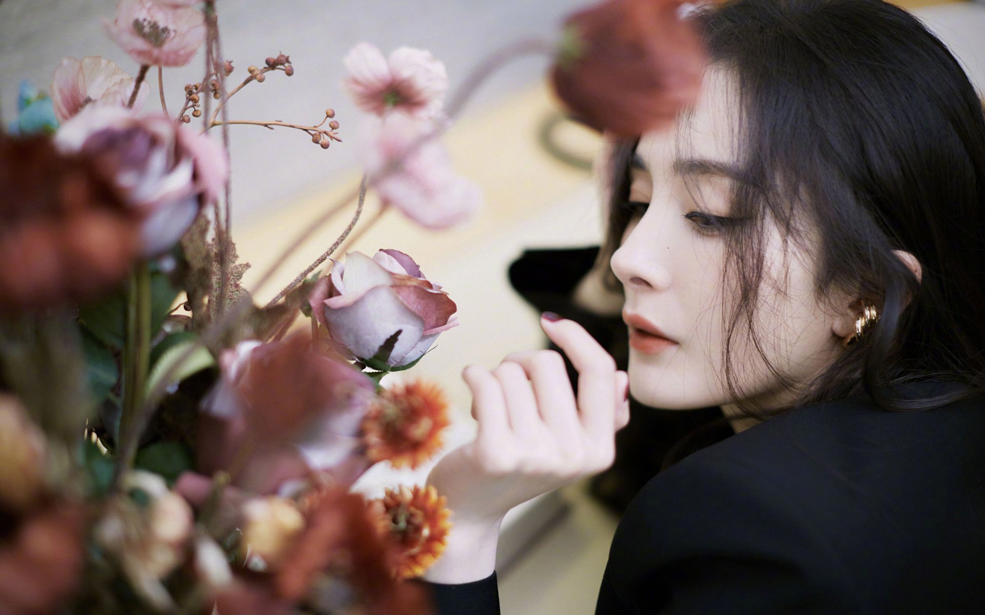 火箭防线崩解之夜，篮网三分雨如何浇灭休斯顿反扑烈焰？