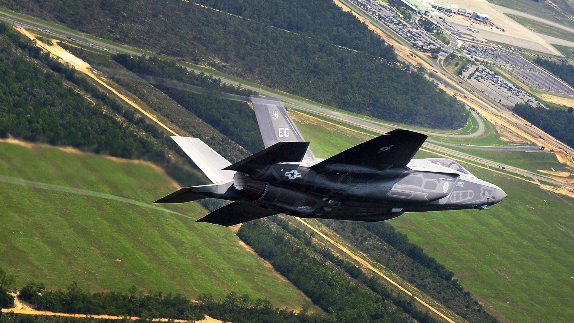 红与黑，米切尔终场封喉，公牛终结雄鹿九连霸神话